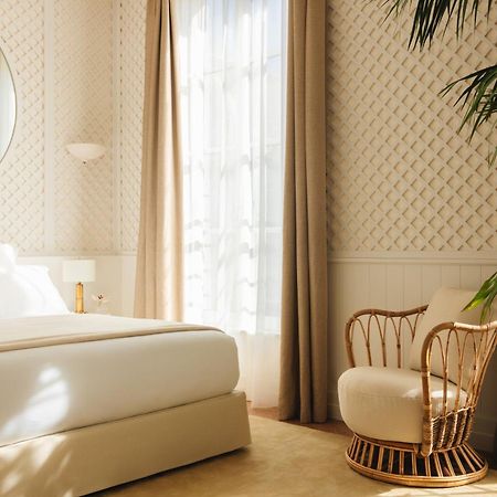 Hotel Lilou Hyères Zewnętrze zdjęcie
