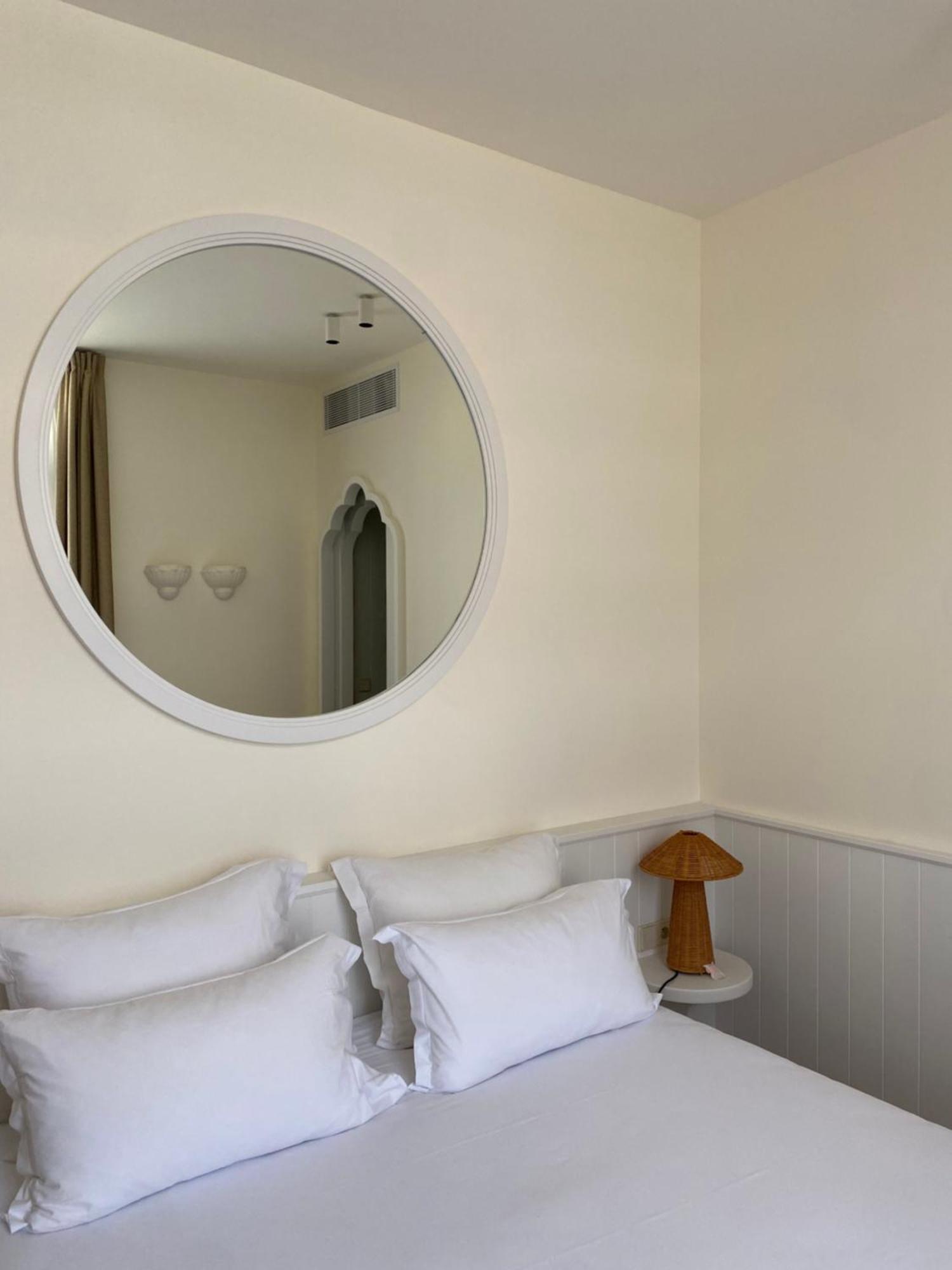 Hotel Lilou Hyères Zewnętrze zdjęcie