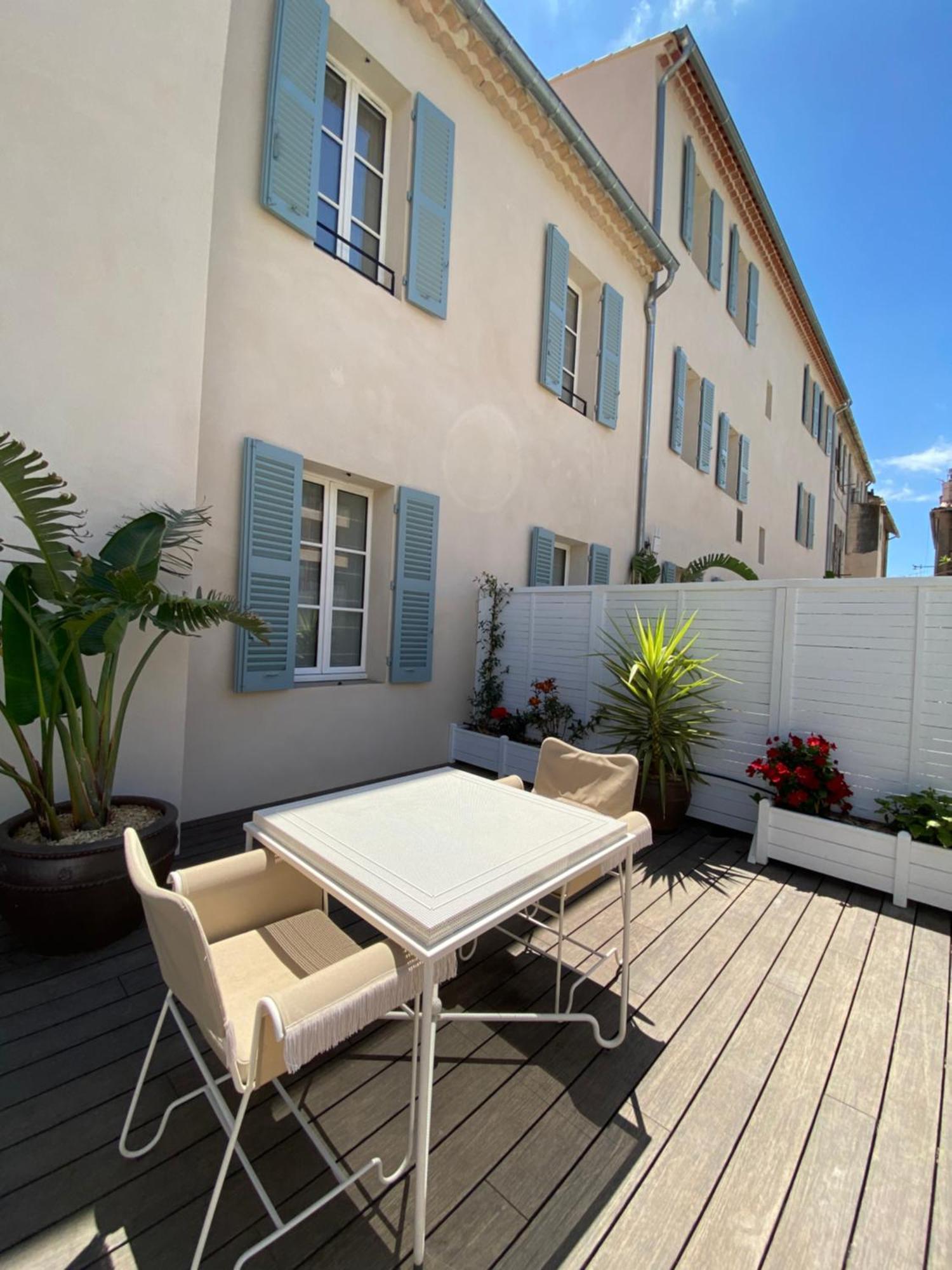 Hotel Lilou Hyères Zewnętrze zdjęcie